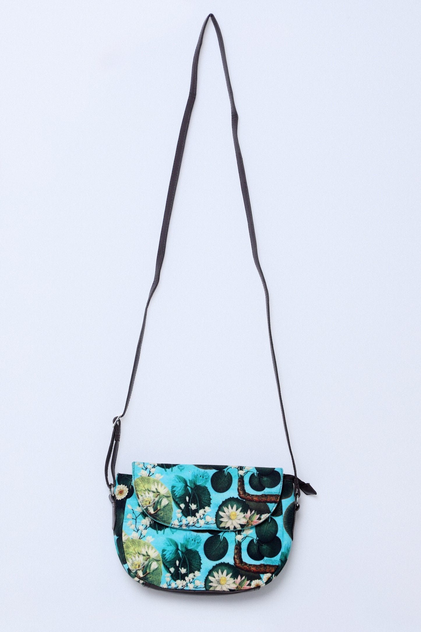 Messenger Bag Lotus Pond Light Aqua