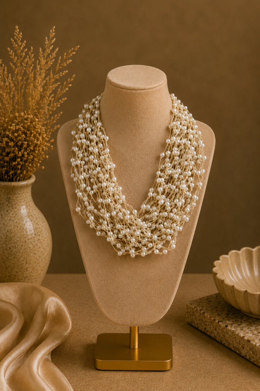 Necklace Whisper of Pearls