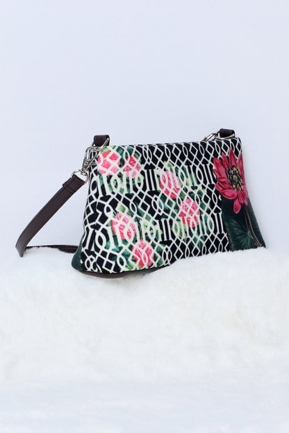 Eva Bag Jaali Lotus Black