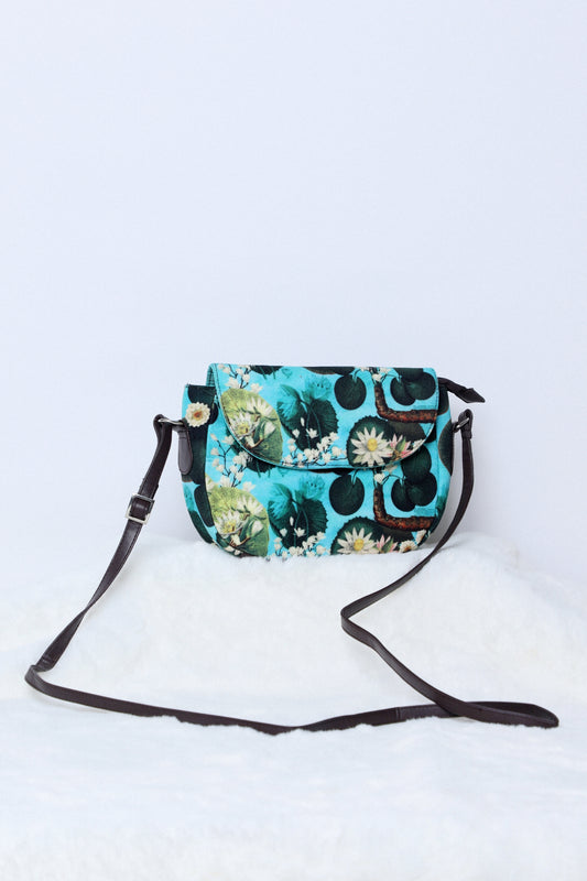 Messenger Bag Lotus Pond Light Aqua