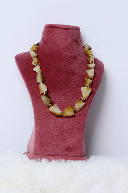 Necklace Uncut Beige