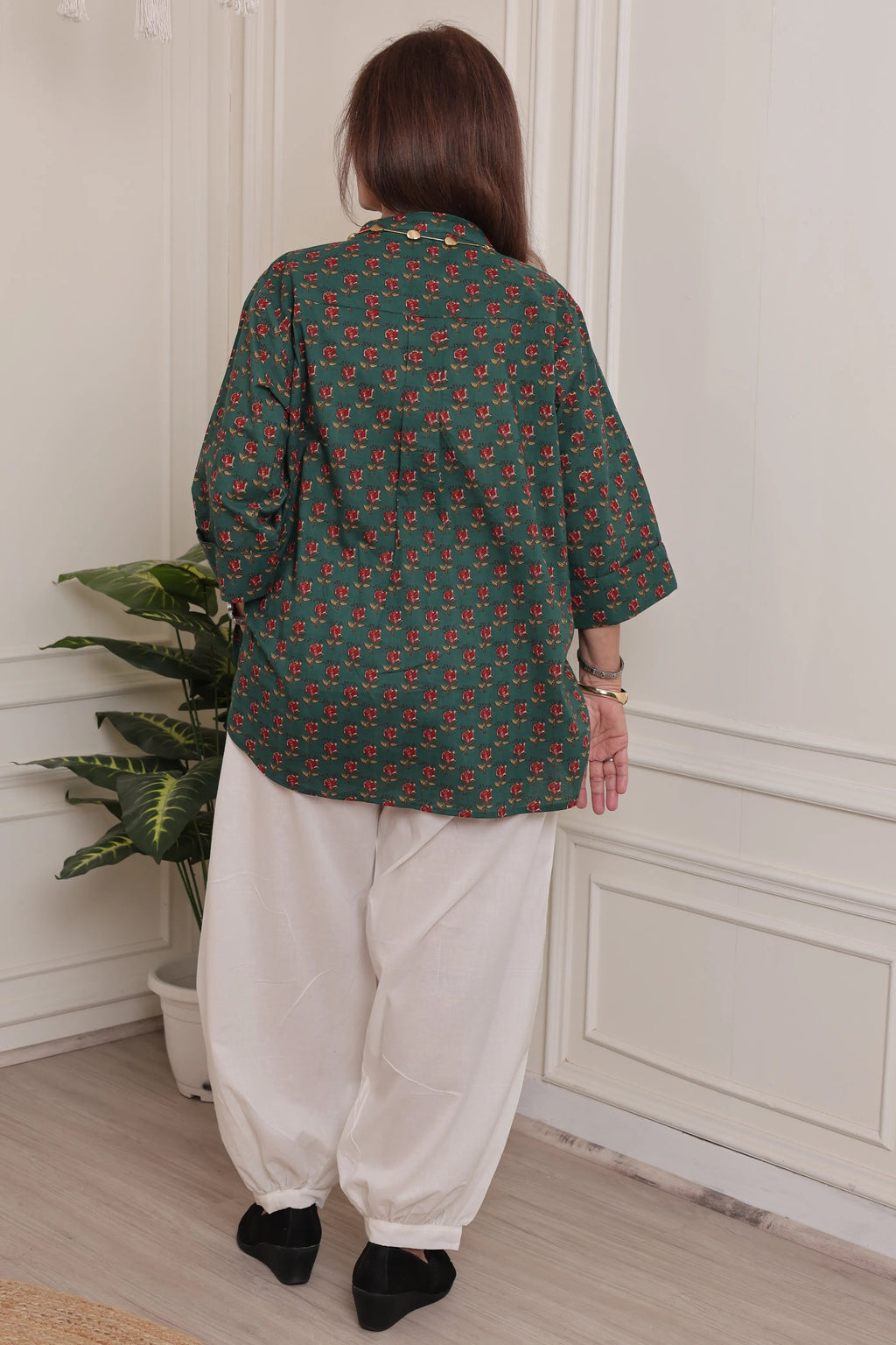 Noor Kurti Green Floral